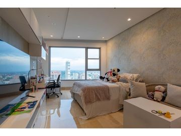 VENDO APARTAMENTO DE LUJO EN EL SECTOR DEL GOLF