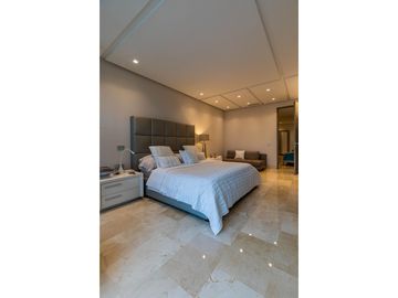 VENDO APARTAMENTO DE LUJO EN EL SECTOR DEL GOLF