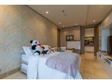 VENDO APARTAMENTO DE LUJO EN EL SECTOR DEL GOLF