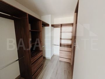 DEPARTAMENTO EN VENTA EN PLAZA PENINSULA TIJUANA LUZIA