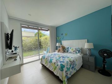Casa campestre en conjunto cerrado en venta sector Aeropuerto