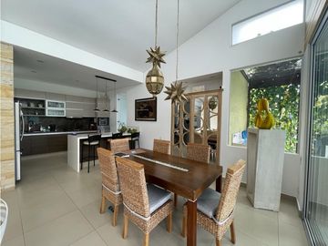 Casa campestre en conjunto cerrado en venta sector Aeropuerto