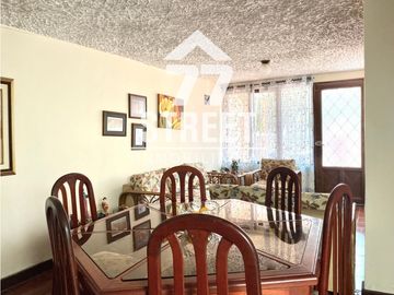 Primer piso en venta en Santa Inés