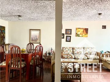 Primer piso en venta en Santa Inés