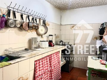Primer piso en venta en Santa Inés