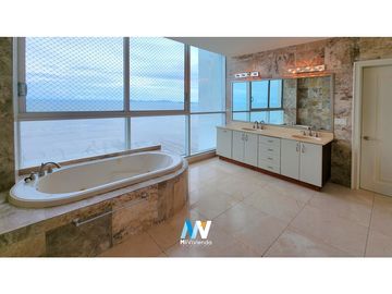 Venta de apartamento en Costa del Este PH Ocean Two (CE_A)