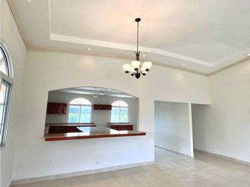 VENDO CASA EN SANTA CLARA