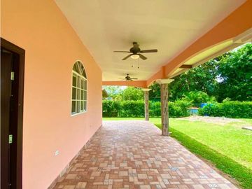 VENDO CASA EN SANTA CLARA