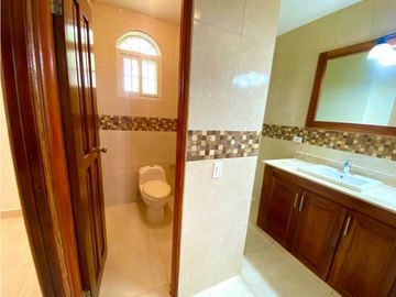 VENDO CASA EN SANTA CLARA
