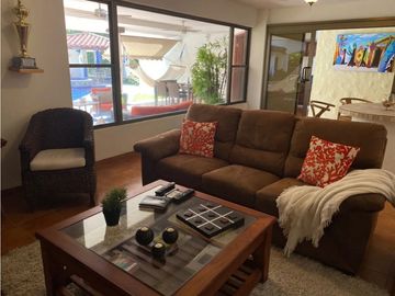 VENDO AMPLIA PROPIEDAD CON 2 CASAS EN PUNTA BARCO $725.000!!!