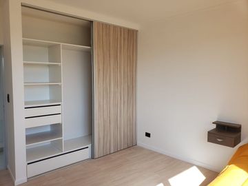 CASA MODERNA PISCINA VISTA LAGUNA VENTA GUERNICA