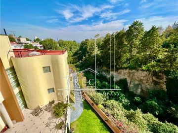 Espectacular residencia única en la ciudad - Hermosa vista