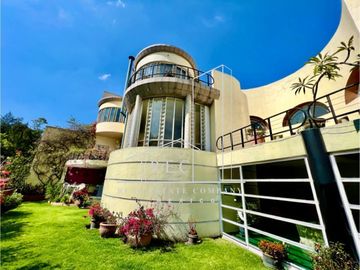 Espectacular residencia única en la ciudad - Hermosa vista