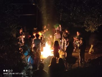 Se vende camping en funcionamiento c/accesos y d°s de agua