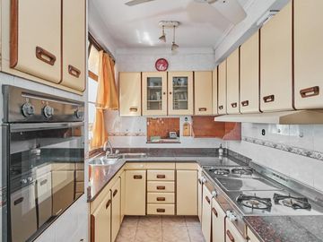 Departamento de 4 ambientes en Venta en Caballito