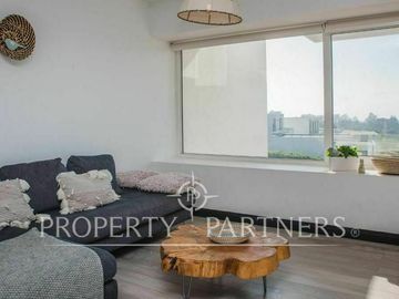Dúplex con Cocina Integrada y vista panorámica en Marbella