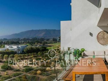 Dúplex con Cocina Integrada y vista panorámica en Marbella