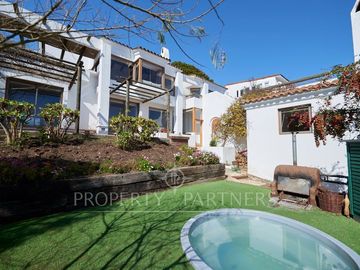 Espectacular vista en casa con departamento independiente en Marbella