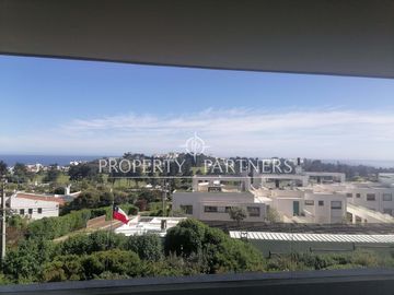 Increible vista y patio en Marbella