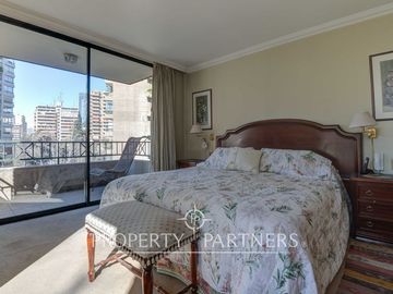 Elegante departamento en barrio El Golf, luminoso y cercano al metro Alcántara