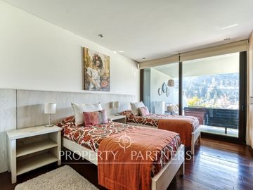 Gran casa estilo mediterranea, impecable del arquitecto Gonzalo Mardones, Golf de Manquehue