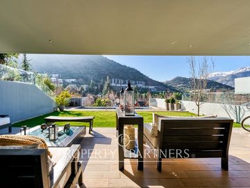 Gran casa estilo mediterranea, impecable del arquitecto Gonzalo Mardones, Golf de Manquehue