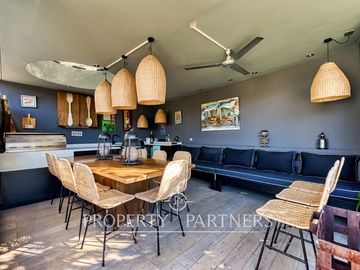 Gran casa estilo mediterranea, impecable del arquitecto Gonzalo Mardones, Golf de Manquehue