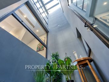 Gran casa estilo mediterranea, impecable del arquitecto Gonzalo Mardones, Golf de Manquehue