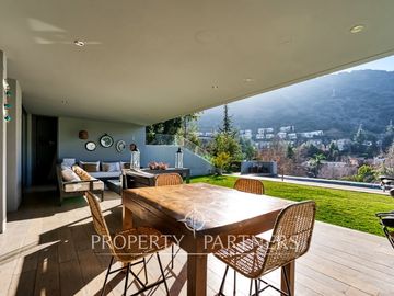 Gran casa estilo mediterranea, impecable del arquitecto Gonzalo Mardones, Golf de Manquehue