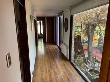 Casa en Venta en Carlos Ossandon 1950