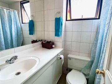 Casa en Venta en Calle EL MIRADOR // FRENTE AL COLEGIO MANQUEHUE