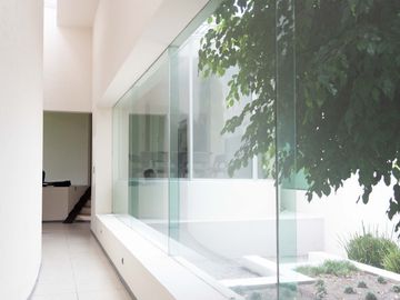 Casa Residencial en Venta, Fracc. Campestre Paraíso, zona Zavaleta, Puebla