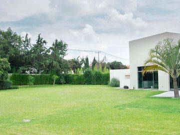 Casa Residencial en Venta, Fracc. Campestre Paraíso, zona Zavaleta, Puebla