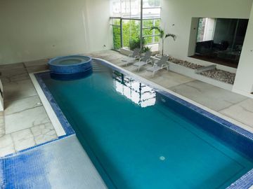 Casa Residencial en Venta, Fracc. Campestre Paraíso, zona Zavaleta, Puebla