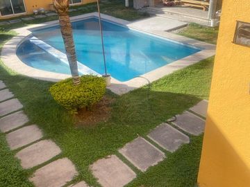 Casa en venta en Lomas del Manantial, Xochitepec, Morelos.