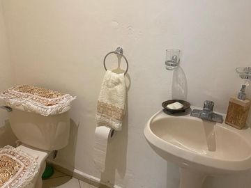 Casa en venta en Lomas del Manantial, Xochitepec, Morelos.