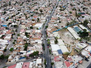 terreno plano a 500 metros de Carretera a Saltillo, USO MIXTO.