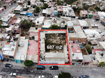 terreno plano a 500 metros de Carretera a Saltillo, USO MIXTO.