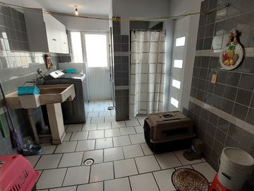 Se Vende Casa en Virreyes Residencial de cuatro habitaciones  dentro de Coto