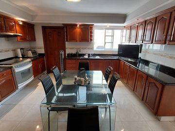Se Vende Casa en Virreyes Residencial de cuatro habitaciones  dentro de Coto