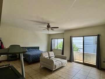 CASA EN VENTA EN COLINAS DE SAN JERÓNIMO