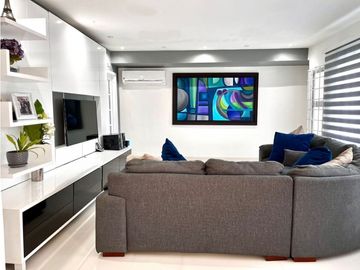 SE VENDE CASA EN LA CUMBRE