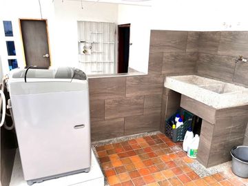 SE VENDE CASA EN LA CUMBRE