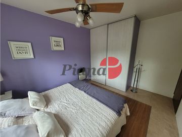 Casa en Venta - Zona Alamos - Calidad edilicia - Cercana al Golf