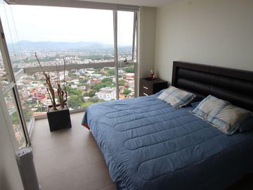 PENTHOUSE EN RESIDENCIAL AVERANDA