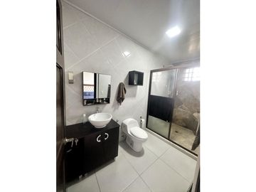 PENONOME / LLANO HERMOSO / 312 M2 / 2 NIVELES / 5 HABITACIONES