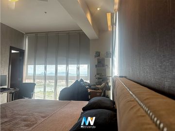 Venta de Apartamento en AV. BALBOA PH RIVAGE