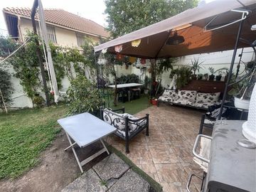 Casa en Venta en Av.las torres sur conLo Ovalle