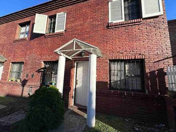 Duplex en venta en Moreno Norte