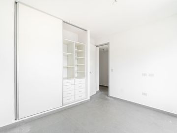 VENTA DEPTO 3 AMB C/ COCHERA A ESTRENAR QUILMES